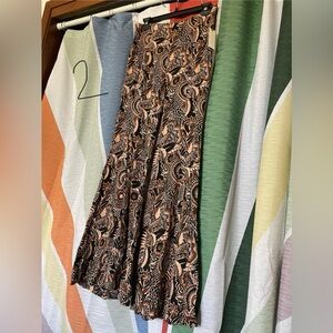 Anthropologie high rise patterned flare pull on pants with side zipper